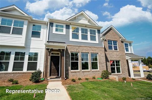 110 Synandra Drive C-Lot 32 sold townhome in Waterlynn Grove, Mooresville, NC