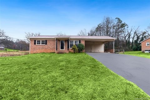 106 Fairway Drive sold home in Woodland Park, Belmont, NC