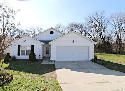 1099 Chapel Creek Road sold home in Autumn Ridge, Concord, NC