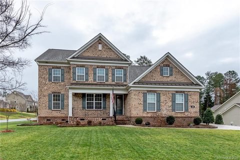 346 Monteray Oaks Circle