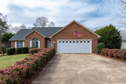 1077 Merrywood Drive