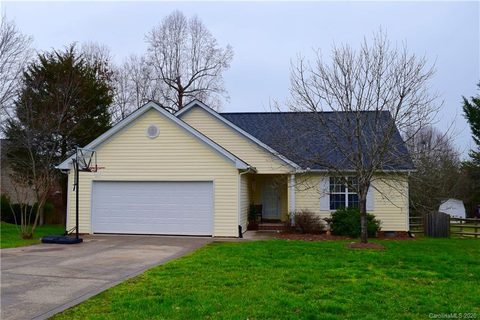 443 Doves Crest Court