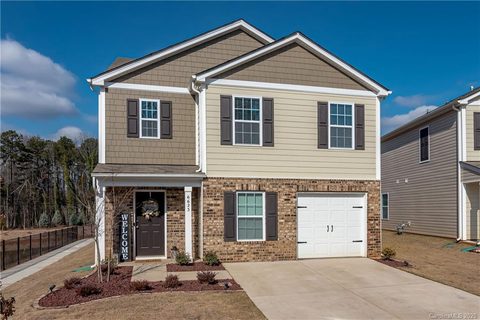 6623 Broad Valley Court sold home in Trinity at Northlake, Charlotte, NC