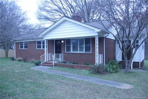 3017 Iredell Drive sold home in Milhaven Park, Charlotte, NC
