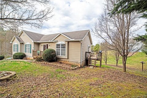 11 Clearview Lane sold home in Clearview Estates, Weaverville, NC