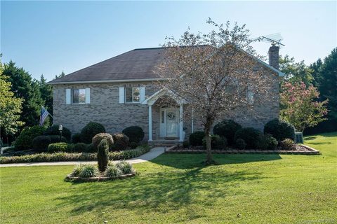 809 Deal Farm Lane sold home in Dusty Ridge, Taylorsville, NC