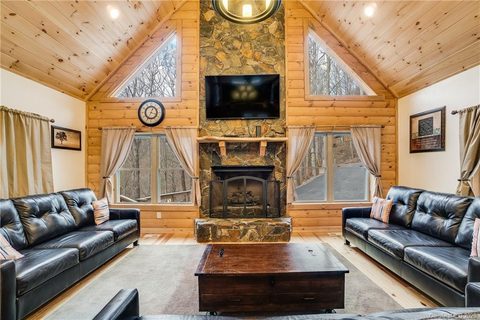 Previously sold for $445,000