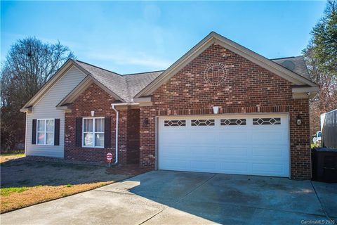 172 Seven Oaks Lane sold home in Beaver Farm, Statesville, NC