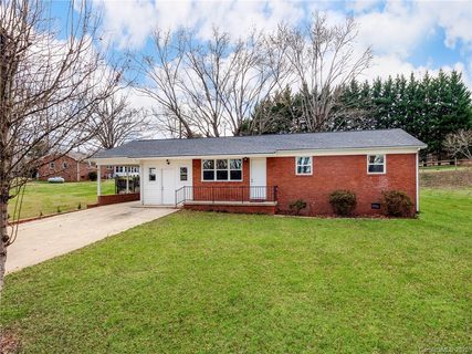 1343 Franklin Street sold home in Alice Acres, Newton, NC