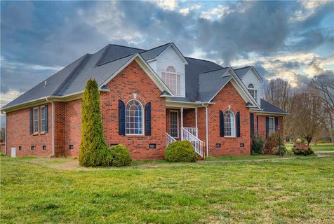 305 River Birch Lane sold home in The Orchard, Clover, SC