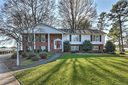 111 Sunset Lane sold home in Mooresville, SC