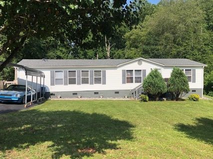 7580 Tanglewood Drive sold manufactured home in Crabtree Acres, Vale, NC