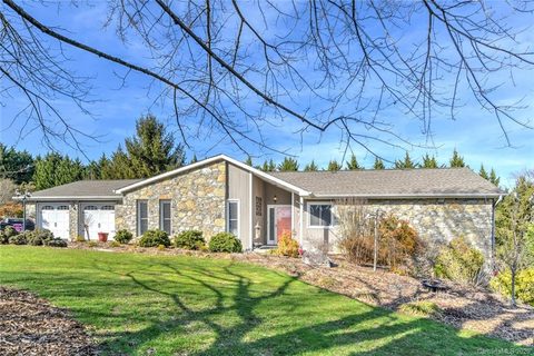 119 Canaan Drive sold home in Canaan Acres, Candler, NC