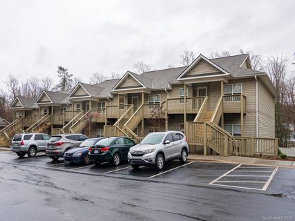 709 Carlyle Way U709