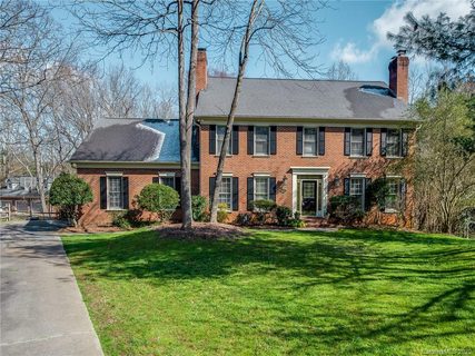 2204 Hogan Court