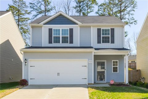 2722 Riley Woods Lane sold home in Riley Woods, Charlotte, NC