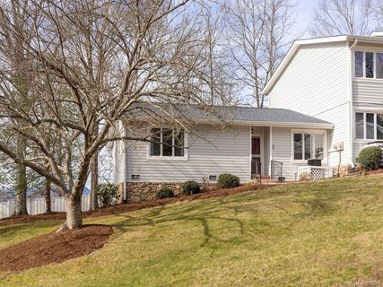 11 Hollybrook Drive sold condo in Hollybrook, Asheville, NC