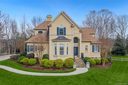 143 Vista Bluff Lane sold home in Mooresville, SC
