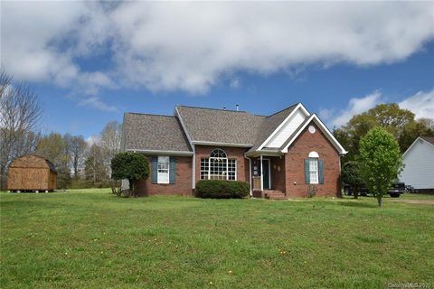 111 Polaris Drive 2 sold home in Edgewood Farms, Wingate, NC