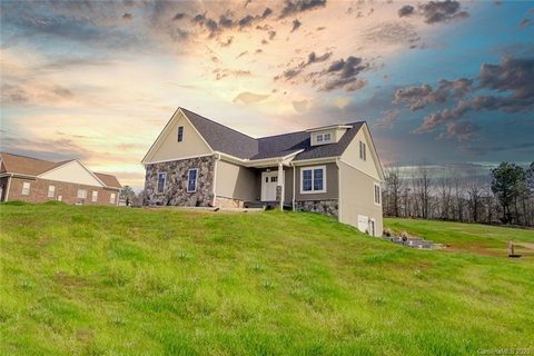 2822 Gourdvine Drive sold home in Long Branch, Marshville, NC