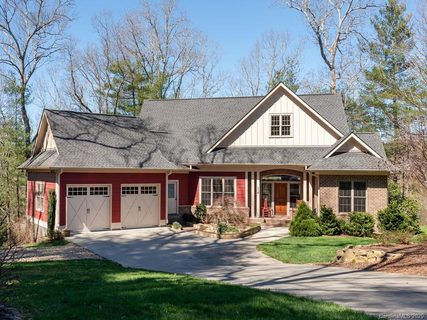 116 Perry Place sold home in Ashley Place, Hendersonville, NC
