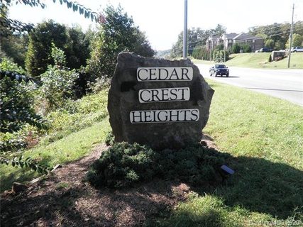 312 Cedar Crest Drive sold lot in Cedar Crest Heights, Asheville, NC