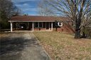 2738 Tiffany Street sold home in Conover, SC