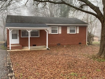 817 Circle View Drive sold home in Green Acres, Gastonia, NC