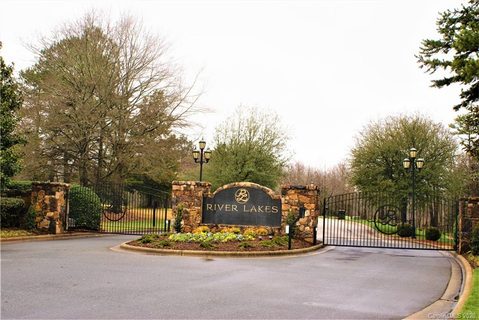 8109 Bayview Lane 24
