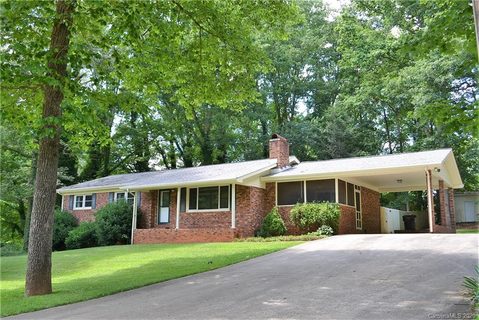 101 Fairfield Street sold home in Brentwood, Morganton, NC