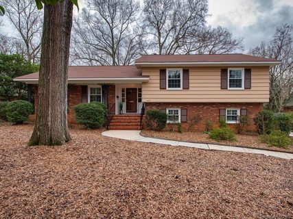 Previously sold for $490,000