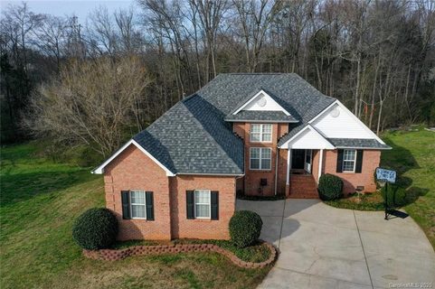 Previously sold for $247,000