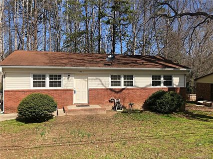 3220 Spring Valley Drive