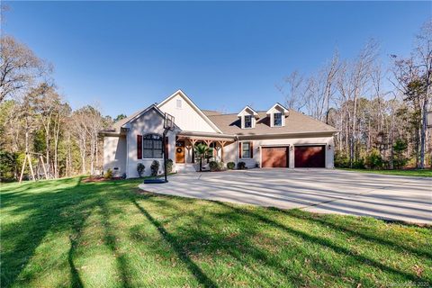 469 Silver Lane sold home in Silver Lakes, Rock Hill, SC