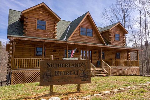 1133 High Peak Drive sold home in River Crest, Burnsville, NC
