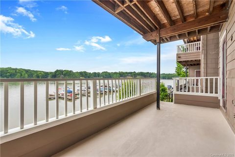 Previously sold for $320,000