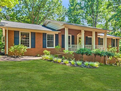 Previously sold for $277,500