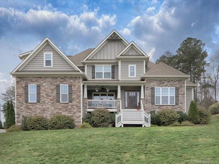 105 Orchard Farm Lane