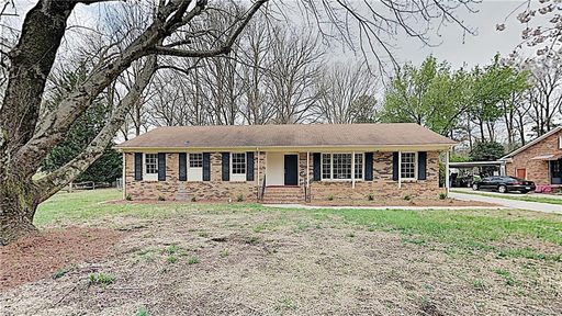 2109 Knickerbocker Drive