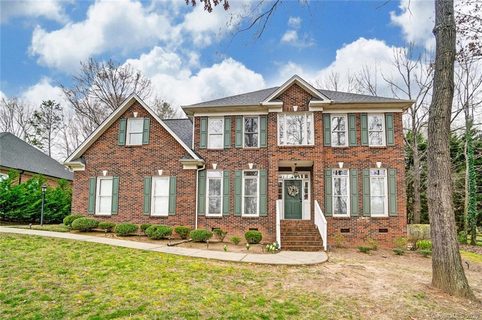 5306 Greyfriar Court