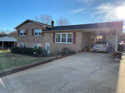 2206 Joe Road