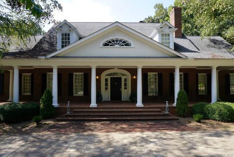 1 Jackson Grove North Road sold home in Jackson Grove, Landrum, SC
