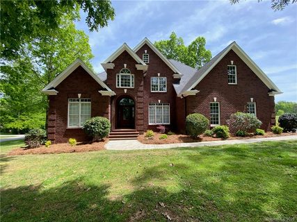 715 Lake Wright Road
