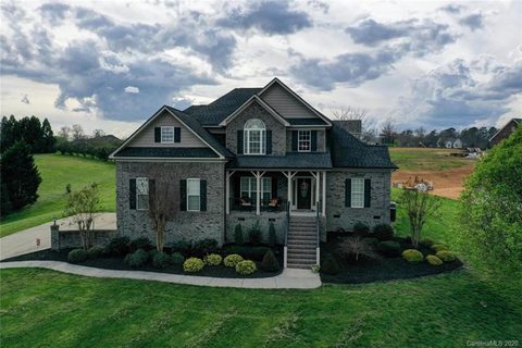 3217 Shelby Drive