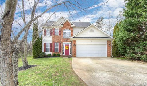 13228 Crooked Pine Court sold home in Rocky Ridge, Charlotte, NC