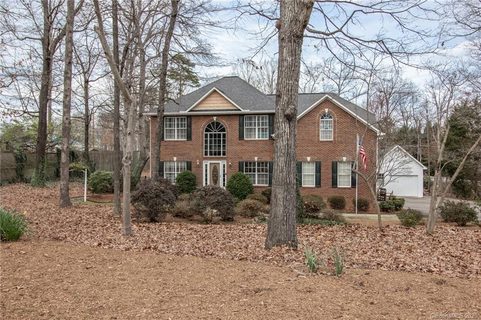 125 Woodstream Circle