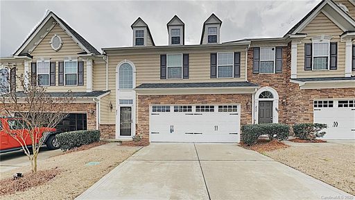 211 Chartwell Lane