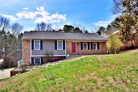 194 Riverhills Drive sold home in RIVER HILLS, Forest City, NC
