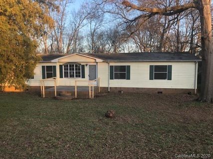 3317 Roberta Road sold manufactured home in Wolf Meadow Acres, Concord, NC