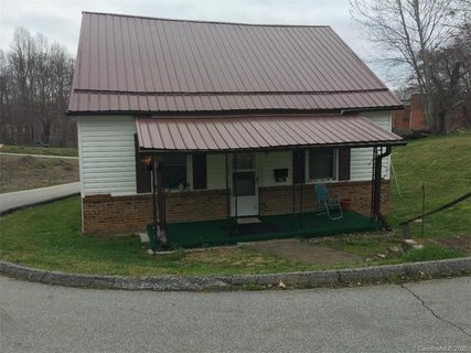 146 Fourth C Street sold home in Clinchfield, Marion, NC